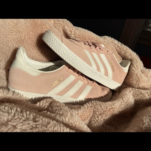 Adidas Pink Gazelle Shoes - Picture 2 of 8